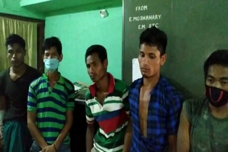 অন্ধবিশ্বাস ! ডাইনী সজাই লাঠীৰে কোবাই কোবাই হত্যা কৰিলে এজন লোকক। উদ্ধাৰ কৰিবলৈ যোৱা আৰক্ষীকো আক্ৰমণ একাংশৰ। অন্ধবিশ্বাস ! ডাইনী সজাই লাঠীৰে কোবাই কোবাই হত্যা কৰিলে এজন লোকক। উদ্ধাৰ কৰিবলৈ যোৱা আৰক্ষীকো আক্ৰমণ একাংশৰ।