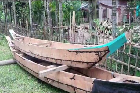 নাওশিল্পক জীয়াই ৰখা অসমৰ এখন বিশেষ গাঁও– কাজিৰঙাৰ পৰা শদিয়ালৈকে নৈপৰীয়া ৰাইজক দি আহিছে সকাহ নাওশিল্পক জীয়াই ৰখা অসমৰ এখন বিশেষ গাঁও– কাজিৰঙাৰ পৰা শদিয়ালৈকে নৈপৰীয়া ৰাইজক দি আহিছে সকাহ