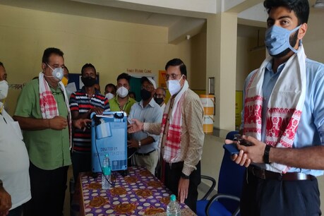 গহপুৰৰ ব্ৰহ্মাজান চাহ বাগিচাৰ পদক্ষেপ, কোভিড কেয়াৰ চেন্টাৰক প্ৰদান কৰিলে অক্সিজেন কনচেনট্ৰেটৰ গহপুৰৰ ব্ৰহ্মাজান চাহ বাগিচাৰ পদক্ষেপ, কোভিড কেয়াৰ চেন্টাৰক প্ৰদান কৰিলে অক্সিজেন কনচেনট্ৰেটৰ