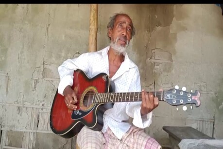 কোৰোণাই ধংস কৰিলে হাজাৰ হাজাৰ লোকৰ জীৱন। একালৰ বিখ্যাত শিল্পী এতিয়া হ'লগৈ দিন মজুৰি কৰা শ্ৰমিক। কোৰোণাই ধংস কৰিলে হাজাৰ হাজাৰ লোকৰ জীৱন। একালৰ বিখ্যাত শিল্পী এতিয়া হ'লগৈ দিন মজুৰি কৰা শ্ৰমিক।