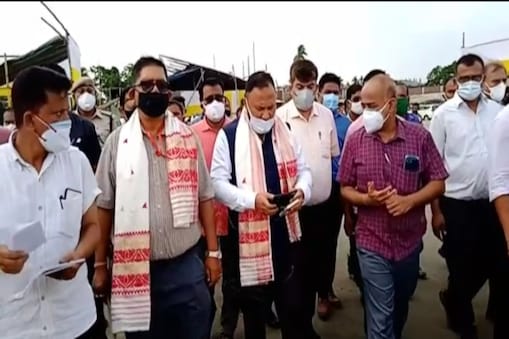 ৰাজ্যৰ ক্ৰীড়া অনুৰাগীৰ বাবে এটা সুখবৰ। অচিৰেই বস্ত্ৰনগৰী শুৱালকুছিত নিৰ্মাণ হৈ উঠিব ৰাষ্ট্ৰীয় পৰ্যায়ৰ এখন ষ্টেডিয়াম।