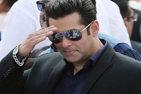 Social Media কোনে কিয় ব্যৱহাৰ কৰে ? Bollywoodৰ অভিনেতা চলমান খানে কি ক'লে ? Social Media কোনে কিয় ব্যৱহাৰ কৰে ? Bollywoodৰ অভিনেতা চলমান খানে কি ক'লে ?