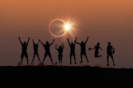 Solar Eclipse 2021: সূৰ্য গ্ৰহণৰ সময়ত কি খাব, কি নাখাব ? কেনেদৰে ল'ব নিজৰ স্বাস্থ্যৰ যতন ? Solar Eclipse 2021: সূৰ্য গ্ৰহণৰ সময়ত কি খাব, কি নাখাব ? কেনেদৰে ল'ব নিজৰ স্বাস্থ্যৰ যতন ?