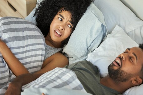 Snoring: এটা বিৰক্তিদায়ক সমস্যা নাক বজা, শোওঁতে হোৱা নাকৰ শব্দ নাশ কৰাৰ ৫টা উপায় Snoring: এটা বিৰক্তিদায়ক সমস্যা নাক বজা, শোওঁতে হোৱা নাকৰ শব্দ নাশ কৰাৰ ৫টা উপায়