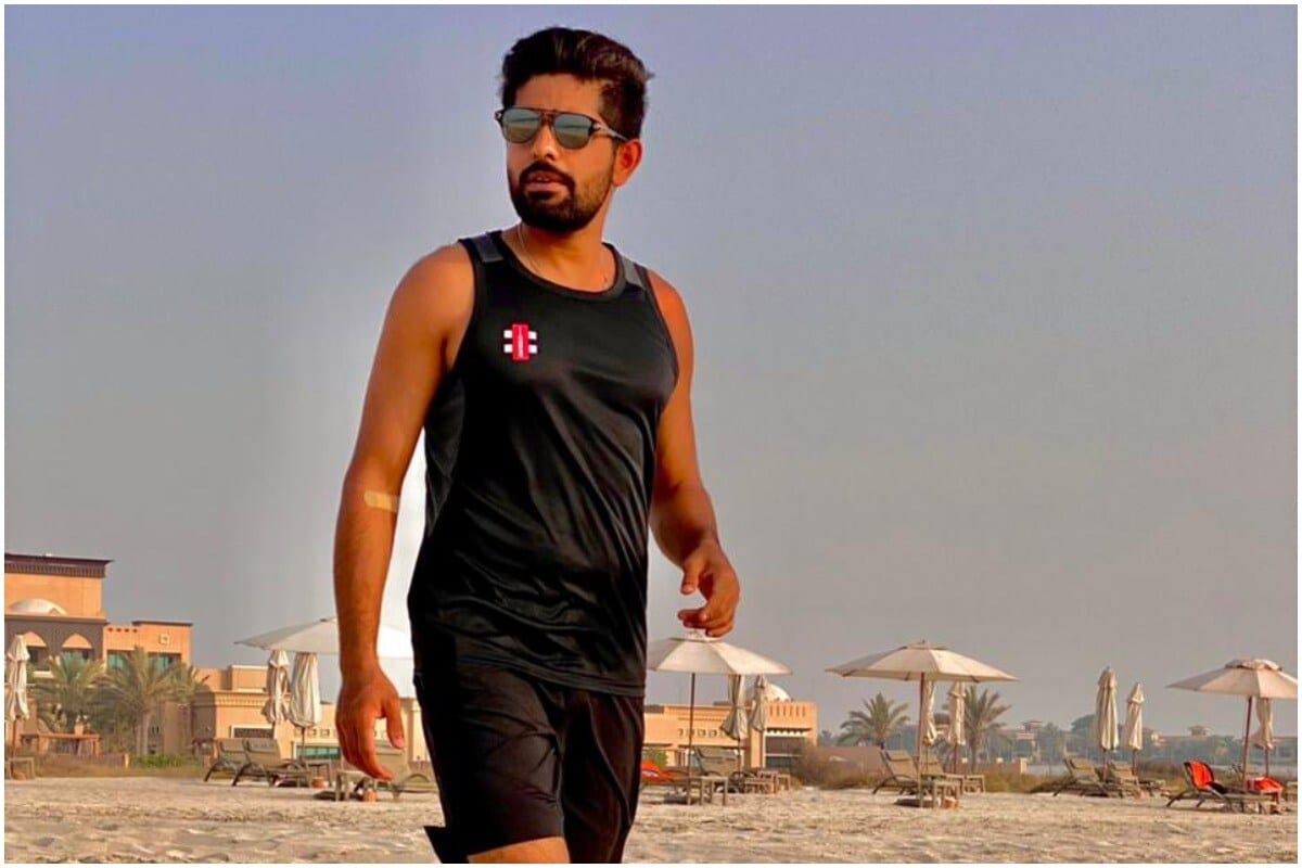  পাকিস্তানৰ অধিনায়ক বাবৰ আজমে(Babar Azam Salary) পিচিবি (Pakistan Cricket Board)ক পৰা নিজৰ দৰমহা বৃদ্ধি কৰিবলৈ অনুৰোধ জনাইছে। এটা বাতৰি মতে বিশ্বৰ শ্ৰেষ্ঠ এদিনীয়া খেলুুৱৈ আৰু পাকিস্তানৰ অধিনায়ক বাবৰ আজম নিজৰ পাৰিশ্ৰমিক সম্পৰ্কে যথেষ্ট অসন্তুষ্ট পৈ পৰিছে। তেওঁৰ উপৰি মহম্মদ ৰিজৱান, হাছান আলী, আৰু ছাহিন আফ্ৰিদীয়েও নিজৰ পাৰিশ্ৰমিক (Pakistan Cricket Players Salary)ক লৈ অসন্তুষ্টি প্ৰকাশ কৰিছে। (Babar Azam Twitter)