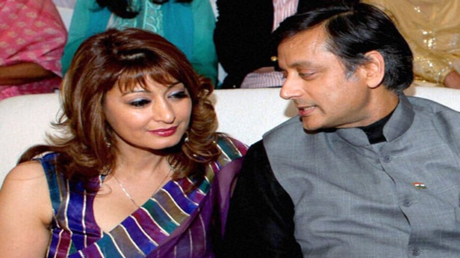  অৱশেষত মুক্তি পালে কংগ্ৰেছ সাংসদ শশী থাৰুৰে। ২০১৪ চনত মৃত্যু হৈছিল তেওঁৰ পত্নী তথায ব্যৱসায়ী সুনন্দা পুষ্কৰৰ। সেই ৰহস্যজনক মৃত্যুত শশী থাৰুৰৰ বিৰুদ্ধে উঠিছিল আত্মহত্যাত প্ৰৰোচনা দিয়াৰ অভিযোগ। সেই গোচৰৰ পৰা অৱশেষত নিস্তাৰ পালে কংগ্ৰেছ নেতাগৰাকীয়ে।