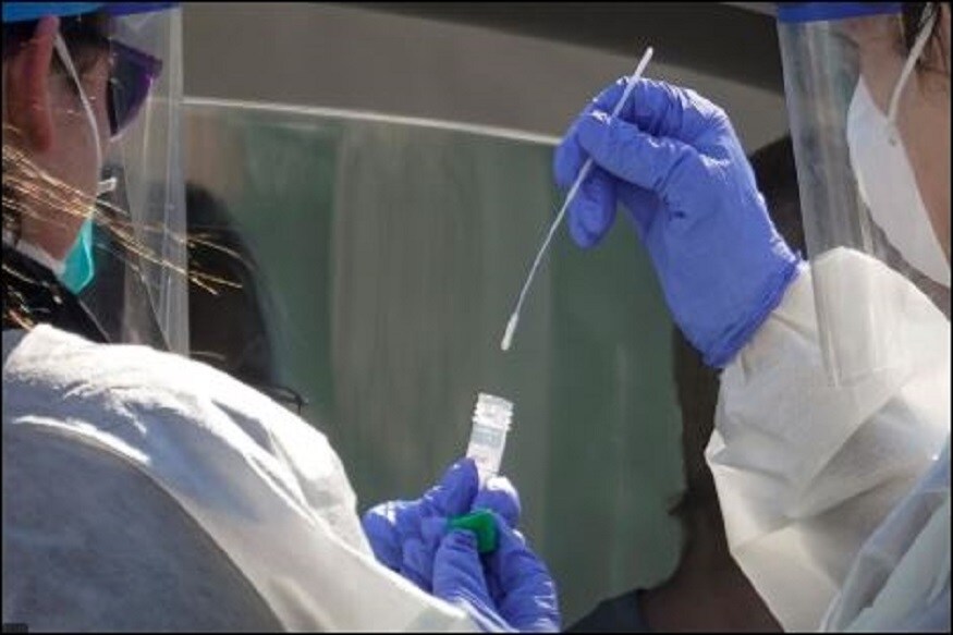  নমুনাত ভাইৰেল লোড কম হ'লে ফলাফলটো উলিয়াবলৈ 8 মিনিটলৈ সময় লাগিব পাৰে, ইউনিভাৰ্চিটিজ স্কুল অৱ বায়োচাইন্সৰ অধ্যাপক টিম ডাফ্ৰানে কয়। আনহাতে, ভাইৰেল লোড বেছি হ'লে ৪৫ ছেকেণ্ড সময় লাগে। গৱেষক অধ্যাপক এণ্ড্ৰিউ বেগছে কৈছে যে যোগ্যতাৰ ঘটনাটো যিকোনো স্তৰত নতুন অনুসন্ধান আৰটিপিচিআৰতকৈ কম নহয়। ধনাত্মক নমুনাৰ পৰা ৮৯% আৰু ঋণাত্মক নমুনাৰ পৰা ৯৩% সঠিক তথ্য ই প্ৰদান কৰিব।