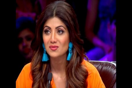 Shilpa Shetty : ৰাজ কুন্দ্ৰাৰ গ্ৰেপ্তাৰৰ পিছত প্ৰথমবাৰলৈ মুখ খুলিলে শিল্পা শেট্টীয়ে, ক’লে এইসমূহ কথা Shilpa Shetty : ৰাজ কুন্দ্ৰাৰ গ্ৰেপ্তাৰৰ পিছত প্ৰথমবাৰলৈ মুখ খুলিলে শিল্পা শেট্টীয়ে, ক’লে এইসমূহ কথা