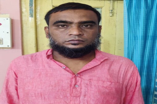 ২০২০-২১ বৰ্ষত কাজিৰঙাৰ গঁড়ৰ খড়্গৰ বেহাৰ লগত জড়িত থকাৰ অভিযোগত বনকৰ্মীসহ ৩০ জনতকৈও অধিক লোকক কাজিৰঙা ৰাষ্ট্ৰীয় উদ্যান কৰ্তৃপক্ষই আটক কৰিছে। 