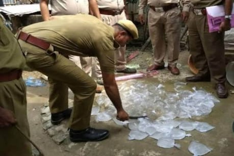 মহানগৰীত এমাহতে আবকাৰীৰ ২১০টা গোচৰ ৰুজু, ৩১জনক জে’ললৈ মহানগৰীত এমাহতে আবকাৰীৰ ২১০টা গোচৰ ৰুজু, ৩১জনক জে’ললৈ