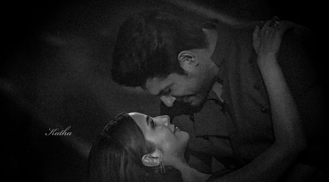  বিগবছ ১৩ত দুয়ো বহুখিনি ওচৰ চাপিছিল। শ্বাহনাজে প্ৰায়ে সিদ্ধাৰ্থৰ সৈতে কথা পাতিছিল।