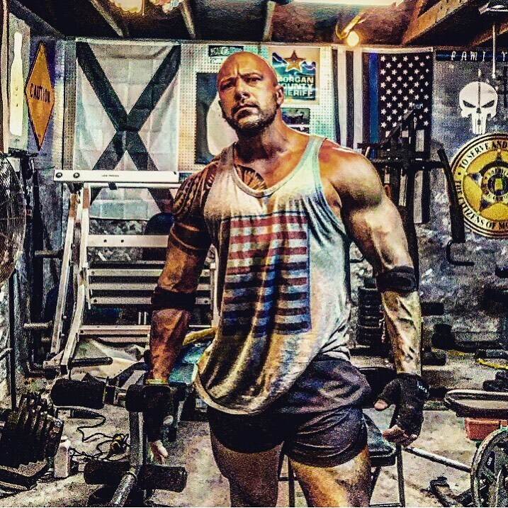  ডোৱাইনে জনছনে আকৌ লিখিছে, 'সুৰক্ষিত থাকা ভাই আৰু তোমাৰ সেৱাৰ বাবে ধন্যবাদ। এদিন আমি দুইজনে একেলগে টেৰেমনা পান কৰিম আৰু মই তেতিয়া তোমাৰ সকলো 'ৰক' কাহিনী শুনিম...' (image: Instagram/efields.lt)