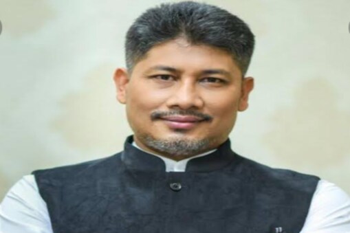 মৃগাংক বৰ্মনৰ পদত্যাগৰ পিছত খালী হৈ আছিল সন্থাৰ সভাপতি পদটো।