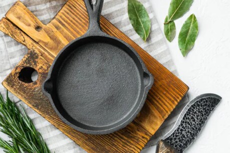 Cooking: যদি আপুনি লোৰ পাত্ৰত ৰান্ধে, ই আপোনাৰ শৰীৰত আইৰণৰ অভাৱ পূৰণ কৰিব পাৰে আৰু আপুনি স্বাস্থ্যৱান হৈ থাকিব পাৰে ! কিন্তু লোৰ পাত্ৰত এইবোৰ খাদ্য নাৰাখিব... Cooking: যদি আপুনি লোৰ পাত্ৰত ৰান্ধে, ই আপোনাৰ শৰীৰত আইৰণৰ অভাৱ পূৰণ কৰিব পাৰে আৰু আপুনি স্বাস্থ্যৱান হৈ থাকিব পাৰে ! কিন্তু লোৰ পাত্ৰত এইবোৰ খাদ্য নাৰাখিব...