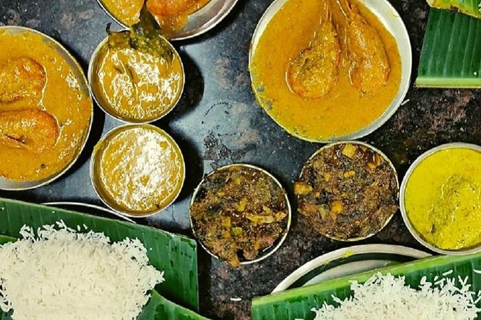  আপোনাৰ মনত পপ্ৰশ্ন হ'ব পাৰে যে এই হোটেলবোৰক পাইচ হোটেল কিয় কোৱা হয়। নামটো ভাৰতীয় মুদ্ৰাৰ আটাইতকৈ সৰু এক পইচাৰ পৰা আহৰণ কৰা হৈছে। এই পইচা হোটেলবোৰ ব্ৰিটিছ যুগত আৰম্ভ হৈছিল। কলকাতা তেতিয়া দেশৰ ৰাজধানী আছিল। ব্ৰিটিছ ৰাজত টকাক পইচা বুলি কোৱা হৈছিল আৰু ইয়াৰ মূল্য ০১ চতুৰ্থাংশ বা ০১ ৰ সমান আছিল।