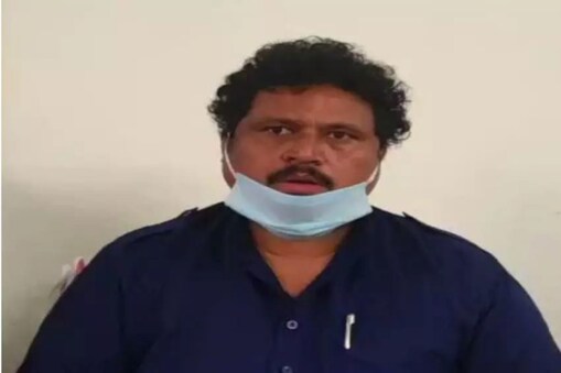 কংগ্ৰেছৰ ভিতৰচৰাত আৰম্ভ হৈছে যুঁজ! ৰিপুণ বৰাৰ মন্তব্যৰ পিছত এইবাৰ ৰেকিবুদ্দিন আহমেদৰ সকীয়নি। দীৰ্ঘ সময়ৰ মূৰত মুখ খুলিলে ছয়গাঁও সমষ্টিৰ তিনিবাৰৰ বিধায়ক ৰেকিবুদ্দিন আহমেদে।