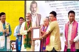 মহাৰাষ্ট্ৰৰ চিকিৎসক ডাঃ অভয় বাঙলৈ উপেন্দ্ৰনাথ ব্ৰহ্ম মানৱতাৰ সৈনিক বঁটা