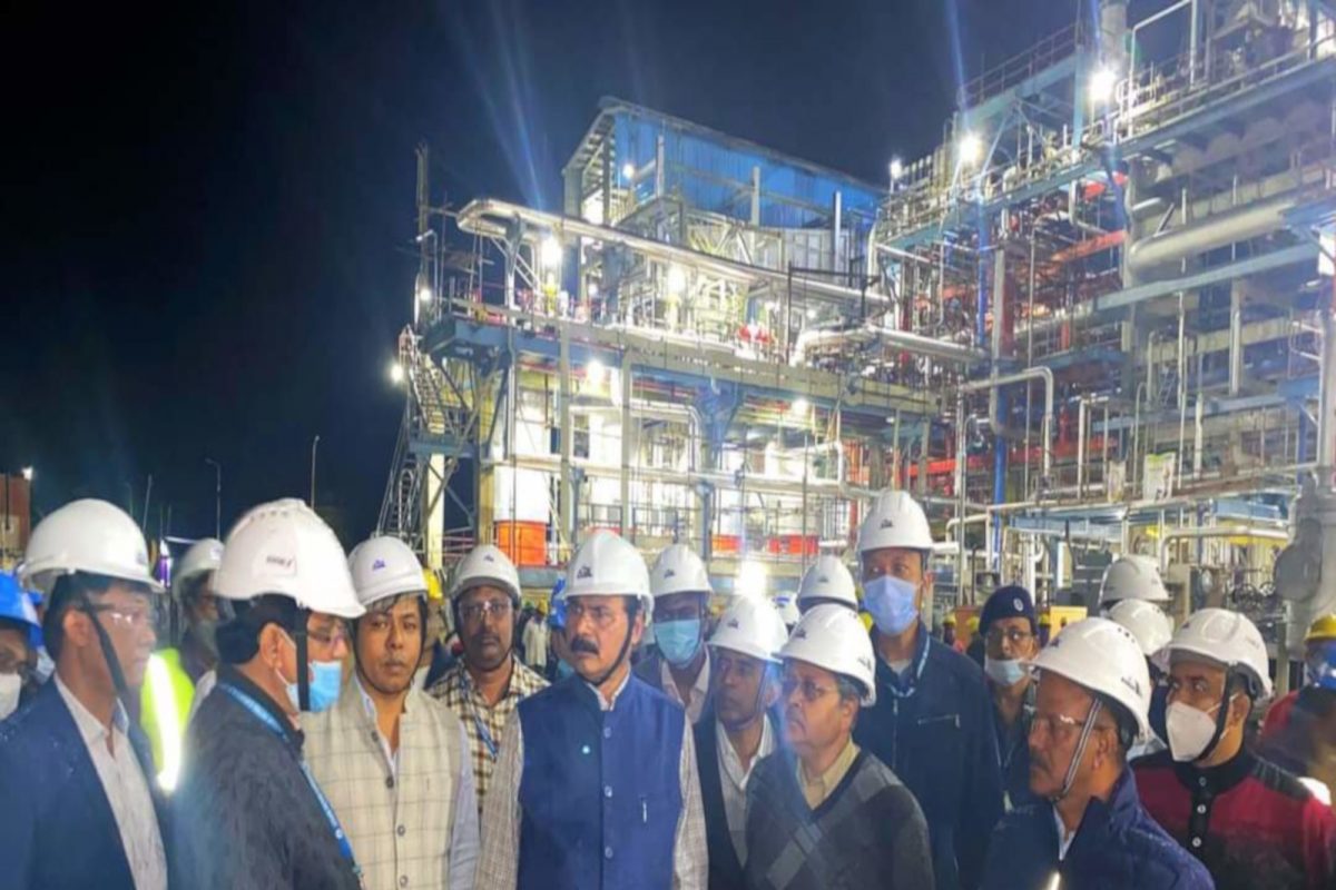 উৎপাদনক্ষম হ’ব নামৰূপৰ APLৰ  মিঠানল-ফৰ্মেনিল উৎপাদন প্ৰকল্প