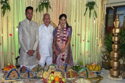 ডা০ সৌন্দৰ্যা, বিএচ য়েডিয়ুৰাপ্পাৰ কন্যা পদ্মাৰ জীয়ৰী।