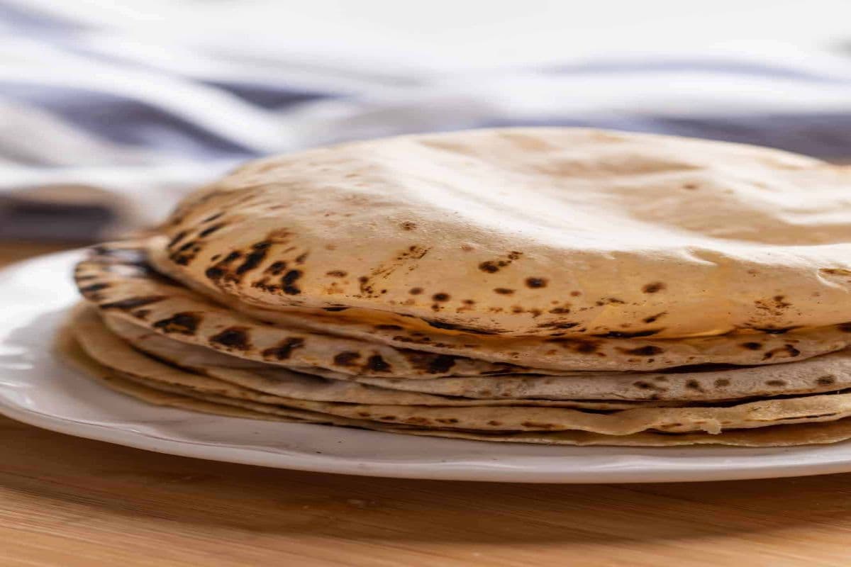 Astrology For Roti: chapati or Ruti made with stale flour is harmful as ...