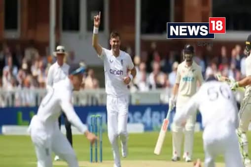 নিউজিলেণ্ড আৰু ইংলেণ্ডৰ (Eng vs Nz) মাজত চলি থকা লৰ্ডছ টেষ্ট (Lords Test) খেলৰ তৃতীয় দিনা নিউজিলেণ্ডৰ দ্বিতীয় ইনিংছ ২৮৫ ৰাণত সমাপ্ত হৈছে। ইংলেণ্ডে প্ৰথম ইনিংছত ৯ ৰাণৰ অগ্ৰগতি লাভ কৰে। এনেদৰে, নিউজিলেণ্ডে ইংলেণ্ডক ২৭৭ ৰাণৰ লক্ষ্য প্ৰদান কৰিছে।