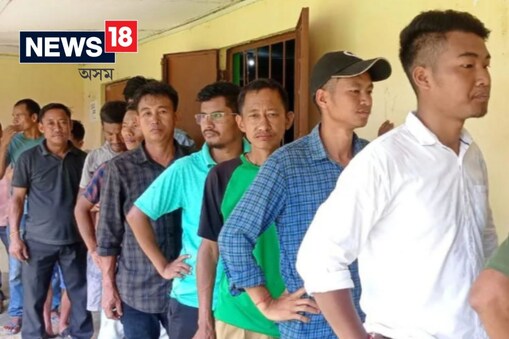 ৮ জুনত হৈ যোৱা কাৰ্বি আংলং স্বায়িত্ব শাসিত পৰিষদৰ ভোট গণনা দেওবাৰে ৰাতিপুৱাৰে পৰা আৰম্ভ হ'ব। ভোট গণনাৰ বাবে সাজু হৈছে ডিফু, হামৰেন আৰু বৈঠালাংছো।
