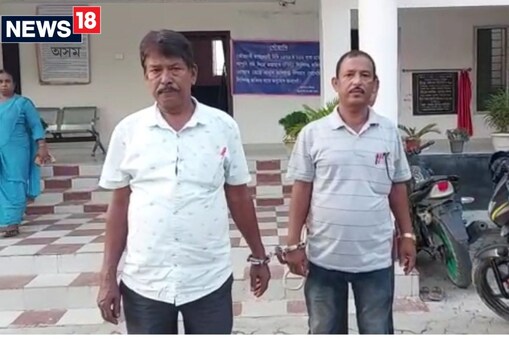 সৰ্থেবাৰী ৰাজহ চক্ৰৰ কাৰ্যালয়ৰ পৰা নিছিল সামগ্ৰীখিনি।
