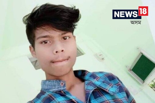 নুমলীগড়ত বজ্ৰপাত পৰি এজন যুৱকৰ মৃত্যু । কেইবাটাও পশুধনৰো কৰুণ মৃত্যু । নুমলীগড়ৰ কাষৰীয়া গোলাঘাট জিলাৰ মৰঙী মৌজাৰ কৌৱানীত এই ঘটনা।