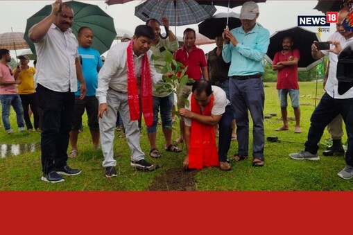 কোকৰাঝাৰ চহৰৰ গাতে লাগি থকা চন্দ্ৰপাৰা এম ই স্কুল খেলপথাৰ চৌহদত গছপুলি ৰোপণেৰে প্ৰথম দিনৰ বৃক্ষৰোপণ কাৰ্যসূচীৰ শুভাৰম্ভ কৰে বিটিচিৰ কাৰ্যবাহী সদস্য তথা দলটোৰ অন্যতম সাধাৰণ সম্পাদক নিলুৎ স্বৰ্গীয়াৰীয়ে।