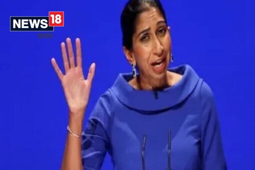 ভাৰতীয় বংশৰ চুৱেলা ব্ৰেভাৰমেনে ব্ৰিটেইনৰ গৃহ মন্ত্ৰী পদৰ পৰা পদত্যাগ কৰিছে। ব্ৰেভাৰমেনক ৪৩ দিন আগতে গৃহ মন্ত্ৰী হিচাপে নিযুক্তি দিয়া হৈছিল যেতিয়া ব্ৰিটিছ প্ৰধানমন্ত্ৰী লিজ ট্ৰাছে ১০ ডাউনিং ষ্ট্ৰীটত কাৰ্যভাৰ গ্ৰহণ কৰিছিল। 