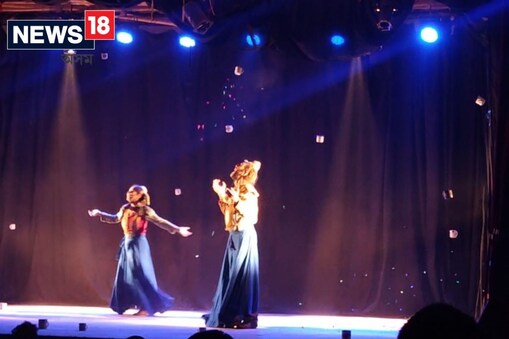 নাটকৰ মাজেৰে মানুহৰ মাজত জিজ্ঞাসাৰ বীজ ৰোপণ কৰা আৰু পৰিৱেশ ৰক্ষাৰ বাবে কাম কৰাৰ প্ৰয়োজনীয়তাৰ কথা ক'লে বিদেশৰ অভিনেত্ৰীয়ে