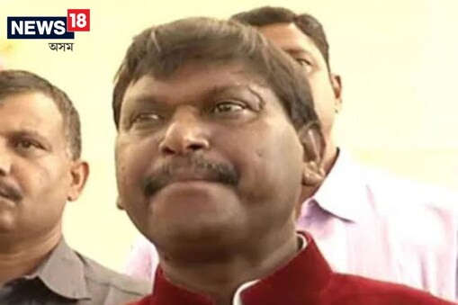 দাক্ষিণাত্যৰ ৰাজ্যখনৰ নাৰীকৰাভান, কুৰিভিক্কৰণ জনগোষ্ঠীয়ে STৰ মৰ্যাদা পোৱা বিধেয়ক গৃহীত হ’ল লোকসভাত 