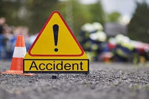 গণৰাজ্য দিৱস আৰু সৰস্বতী পূজাৰ আনন্দৰ মাজতেই ধুবুৰীত ভয়ংকৰ পথ দুৰ্ঘটনা!