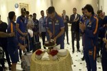 কলকাতাত উপস্থিত হৈ প্ৰশিক্ষক ৰাহুল দ্ৰাবিড়ে লাভ কৰিলে এক ছাৰপ্ৰাইজ