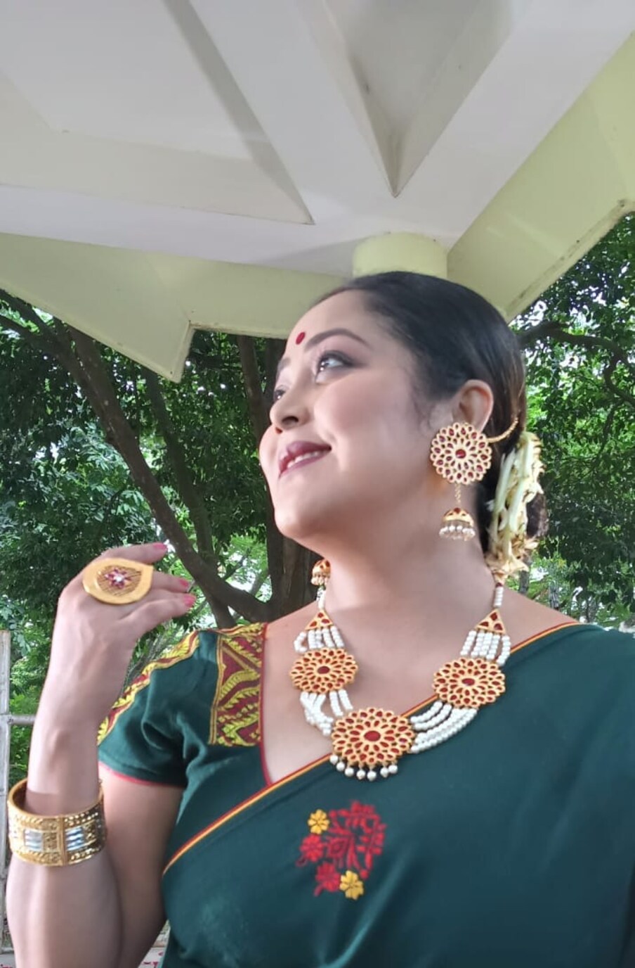  আজি অসমৰ জনপ্ৰিয় অভিনেত্ৰী আশা বৰদলৈৰ ওপজা দিন। (Photo : Facebook/AshaBordoloi)