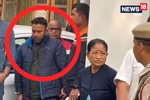 এই হত্যাকাণ্ডৰ মূল মাষ্টাৰমাইন্ড শ্বাহ আলম তালুকদাৰ