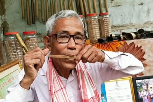 আকৌ