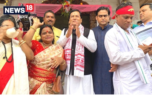 পশ্চিম বংগৰ ঠাকুৰনগৰত অনুষ্ঠিত মতুৱা ধৰ্ম মহামেলাত অংশগ্রহণ কেন্দ্রীয় মন্ত্রী সর্বানন্দ সোণোৱালৰ