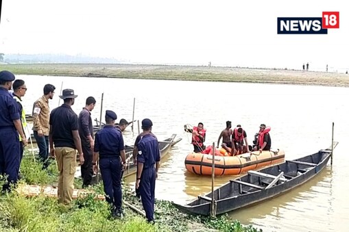 উদ্ধাৰকাৰী