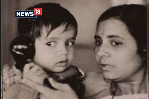 আমি আপোনাৰ সন্মুখত এনেকুৱা এখন ফটো আনিছো য'ত এটা মৰমলগা শিশুৱে মাকৰ সৈতে ফোনত কথা পাতি আছে। এই ফটোখনত থকা তেওঁ হৈছে এগৰাকী বেটছমেন যাৰ নামত ৫ টা ডাঙৰ ৰেকৰ্ড আছে।