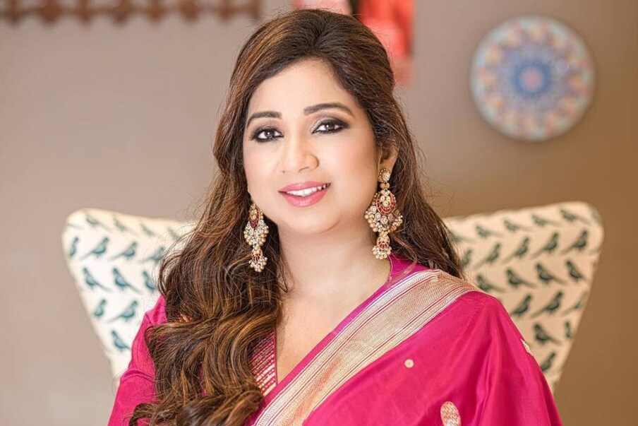  গায়িকা হিচাপে তেওঁ কিমান সফল হৈছে সেই কথা পুনৰাবৃত্তি কৰাৰ প্ৰয়োজন নাই। ইণ্ডাষ্ট্ৰীত ২৩ বছৰ পাৰ কৰিলে। শ্ৰেয়া ঘোষালে এতিয়াও নিজৰ স্থান ধৰি ৰাখিছে।