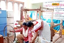 তাঁতশিল্প প্ৰশিক্ষণৰ ব্যৱস্থা কৰিলে শিলচৰ ৰাধামাধব কলেজে 