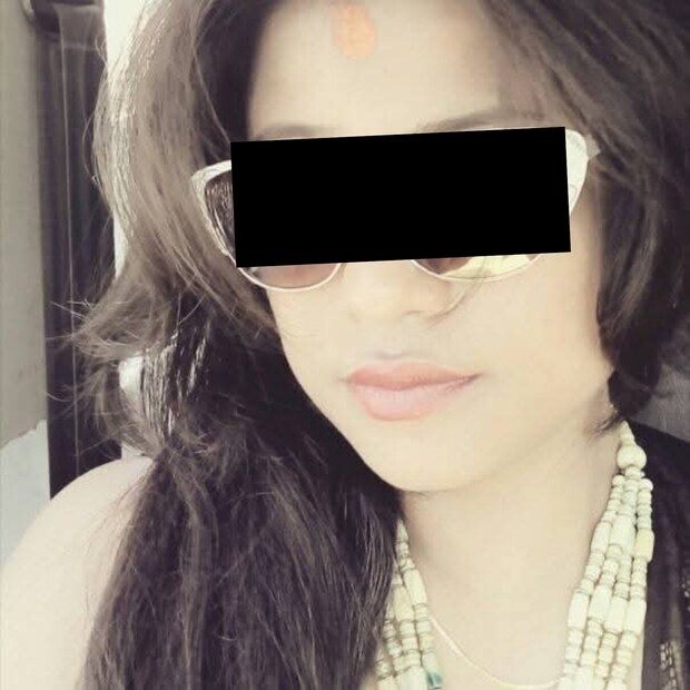 অৱশ্যে দেওবাৰে কোন যুৱকৰ সৈতে পম্পীয়ে ড্ৰাগছ লৈছিল সেয়া এতিয়াও ৰহস্যৰ আৱৰ্তত। ইমৰাণৰ স্বীকাৰোক্তিৰ ভিত্তিত ড্ৰাগছৰ পাৰ্টী কৰা যুৱকৰ সন্ধানত পল্টলবজাৰ আৰক্ষীয়ে চলাইছে অভিযান। লক্ষ্যণীয়ভাৱে এতিয়ালৈ মৃত পম্পীৰ পৰিয়ালে দাখিল কৰা নাই কোনো এজাহাৰ।