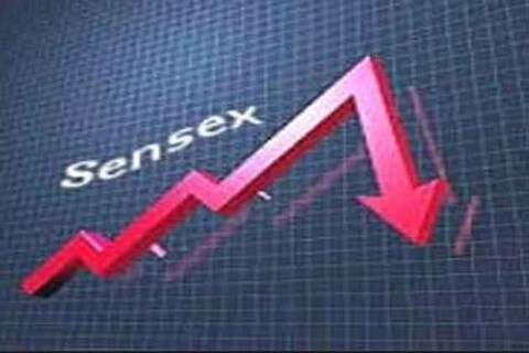 देश के शेयर बाजारों में गुरुवार को गिरावट दर्ज की गई। प्रमुख सूचकांक सेंसेक्स 285.92 अंकों की गिरावट के साथ बंद हुआ।
