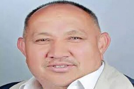 चारों धामों के कपाट बंद होने के बाद अब सरकार फिर से नए एक्शन मोड में नजर आ रही है. मुख्यमंत्री हरीश रावत के औद्योगिक सलाहकार रणजीत रावत ने बताया है कि केदारनाथ और बदरीनाथ धाम के कपाट बंद होने के बाद सरकार ने अब विकास कार्य और तेजी से करने के निर्देश दिए हैं.
