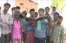 रस्सी जितने लंबे हैं इनके बाल, देखिए तस्वीरें