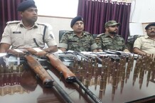 PHOTOS : चकाई के जंगल से मिला तबाही का जखीरा, विस्फोटक और हथियार देख चकराई कोबरा बटालियन