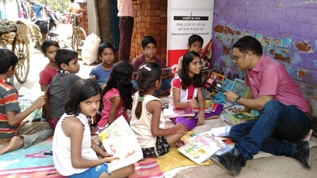 महज 9 साल की मुस्कान झुग्गी में चलाती हैं लाइब्रेरी, अब सम्मानित करेंगी साक्षी मलिक! महज 9 साल की मुस्कान झुग्गी में चलाती हैं लाइब्रेरी, अब सम्मानित करेंगी साक्षी मलिक!
