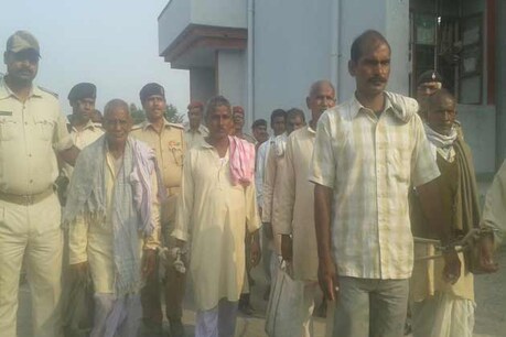 सेनारी नरसंहार कांड में 15 दोषी करार, 17 साल पहले 34 लोगों की हुई थी निर्मम हत्या सेनारी नरसंहार कांड में 15 दोषी करार, 17 साल पहले 34 लोगों की हुई थी निर्मम हत्या