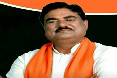 शिवराज सरकार को घेरने पर पूर्व मंत्री को भाजपा ने थमाया नोटिस शिवराज सरकार को घेरने पर पूर्व मंत्री को भाजपा ने थमाया नोटिस